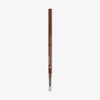 Der Slim'Matic Ultra Precise Brow Pencil Waterproof 025 in Braun mit Spiralbürste vor weißen Hintergrund.
