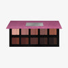 Geöffnete Danessa Myricks Groundwork Palette – Blooming Romance in Metallic-Pink mit 10 neutralen beige bis braunen matten Farbtönen.