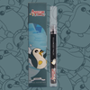 Verpackung und Tube des Adventure Time Liquid Eyeliner in der Farbe Gunter (Schwarz mit Glitzer) und Abbildungen des Pinguins.