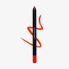Ein Lunar Beauty Lip Pencil in der Farbe Tias ist auf weißem Hintergrund abgebildet, dahinter ist eine gewellte Linie in entsprechender Farbe.