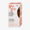 Pfirsichfarbene und weiße Verpackung des Vegan Collagen + Organic Oat Barrier & Hydro Toner vor weißem Hintergrund.