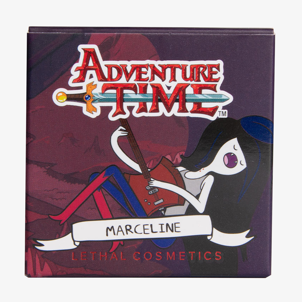 Schwarz-rote Verpackung des Lethal Cosmetics Adventure Time Blush Marceline mit Abbildung des Charakters.