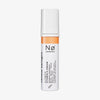 Eine weiße und orangefarbene Flasche von Nø Cosmetics renew tønight Ultimate Vitamin A Cream steht aufrecht auf weißem Hintergrund.