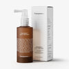 Eine braune Flasche Hair Density Scalp Treatment mit Sprühdüse steht neben der weißen Verpackungsschachtel.