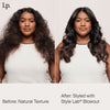 Nebeneinander einer Frau: links mit natürlichem, krausem Haar; rechts mit welligem, voluminösem, gestyltem Haar nach der Verwendung von Living Proof Style Lab Blowout.