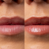 Nahaufnahme von Lippen im Vorher-nachher-Vergleich: links ungeschminkt, rechts mit glänzendem Lipgloss in Terrakotta-Nuance aufgetragen.
