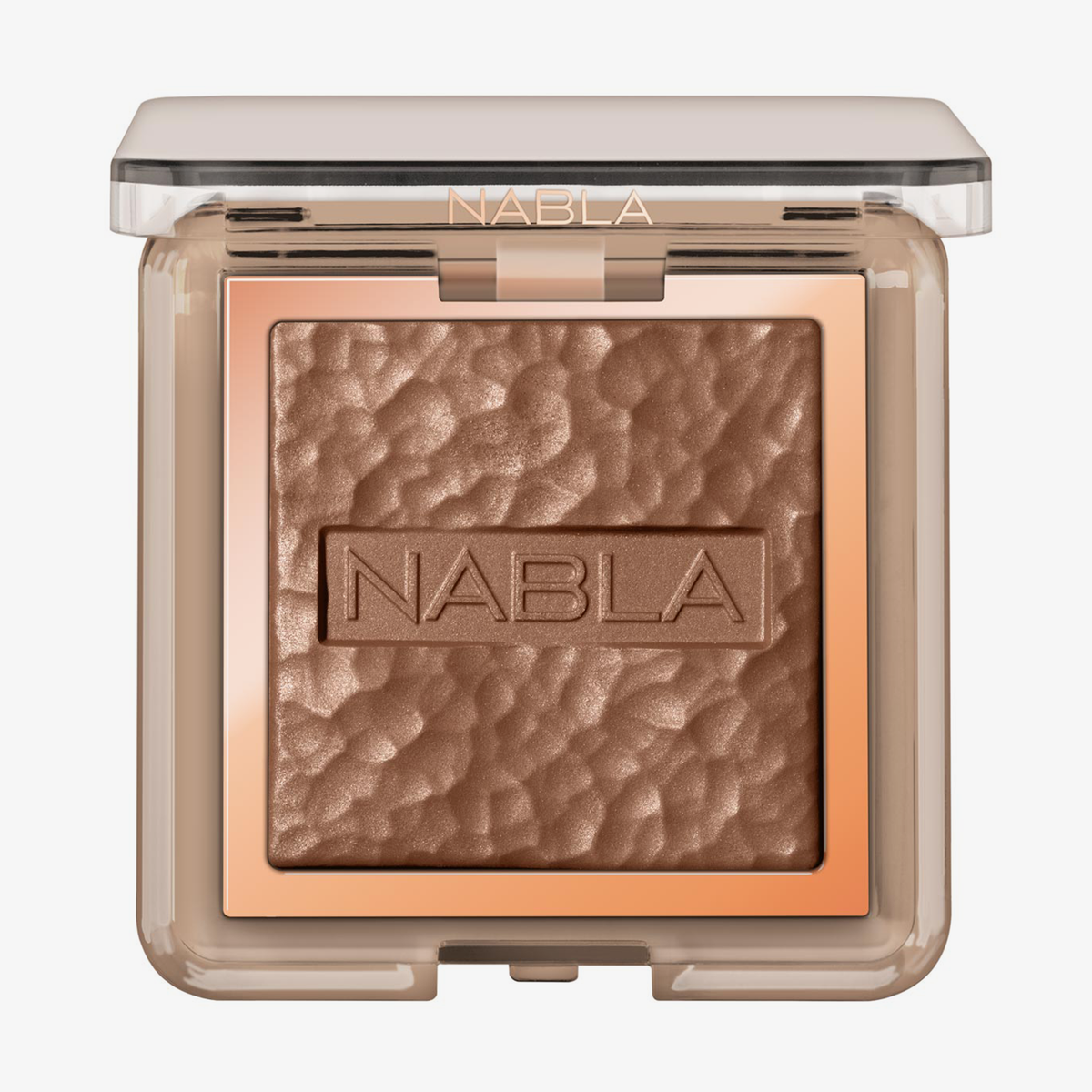 NABLA Cosmetics Skin Bronzing in der Farbe Soft Revenge. Weißer Hintergrund.