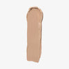 Ein Farbstreifen Chroma Cover Foundation Matte in der Farbe W1 auf weißem Hintergrund.