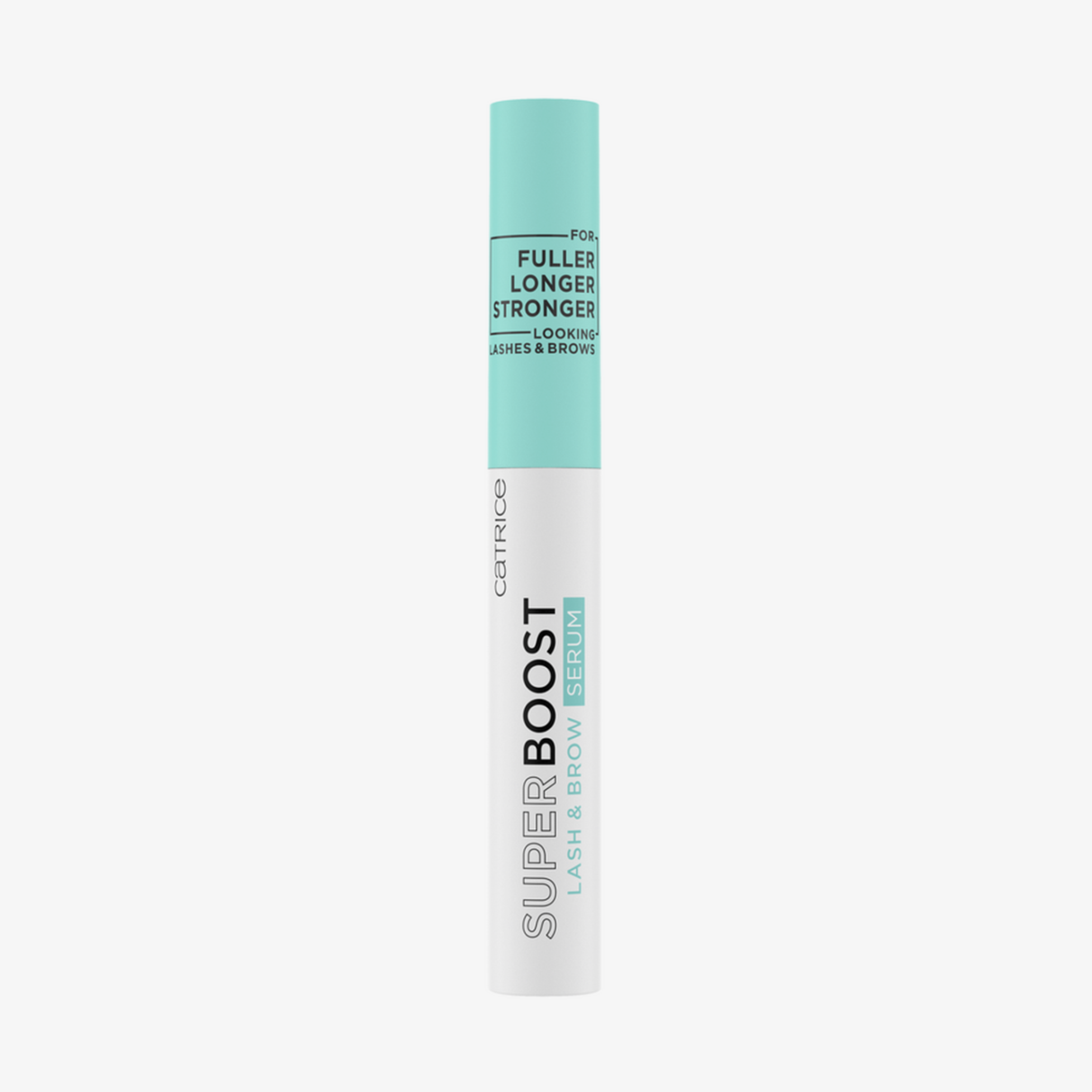 Weiße Tube Catrice Super Boost Lash & Brow Serum mit türkis-blauem Deckel vor weißem Hintergrund.