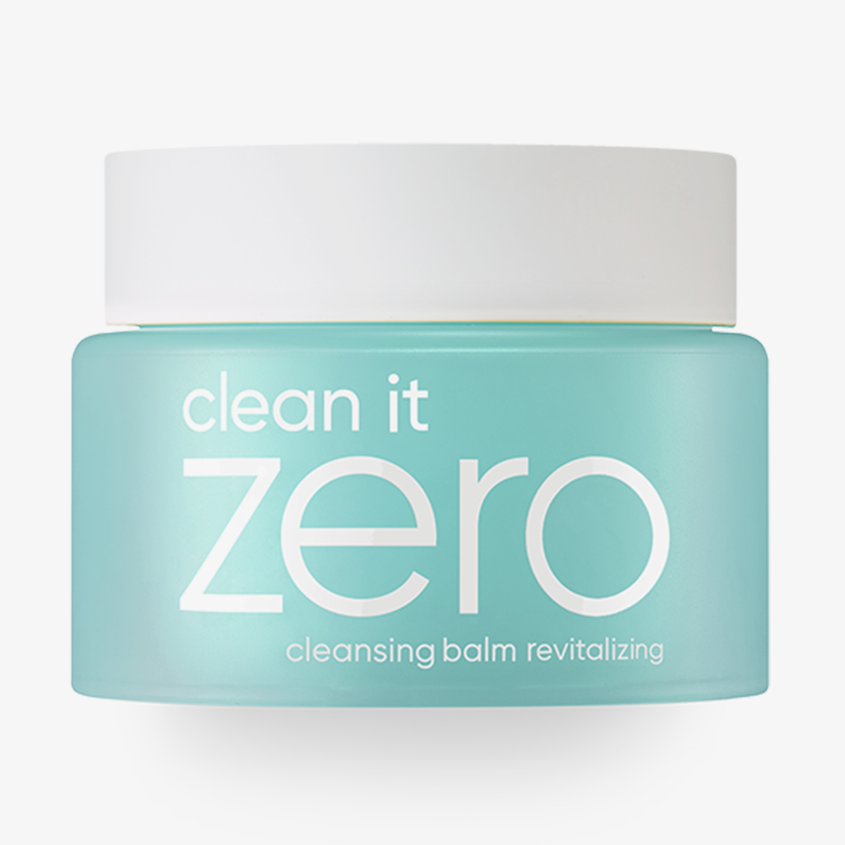Ein türkisfarbener Teigel  Clean It Zero Cleansing Balm Revitalizing mit weißem Deckel vor weißem Hintergrund