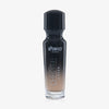 Eine halb transparente halb schwarze Flasche Chroma Cover Foundation Matte in der Farbe N5 vor weißem Hintergrund.