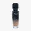 Eine halb transparente halb schwarze Flasche Chroma Cover Foundation Matte in der Farbe N6 vor weißem Hintergrund.