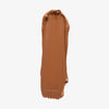 Ein Farbstreifen Chroma Cover Foundation Matte in der Farbe C8 auf weißem Hintergrund.