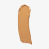 Ein Farbstreifen Chroma Cover Foundation Matte in der Farbe W9 auf weißem Hintergrund.