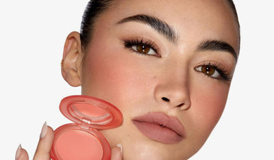 Blush auftragen: Der ultimative Guide für einen tollen Teint