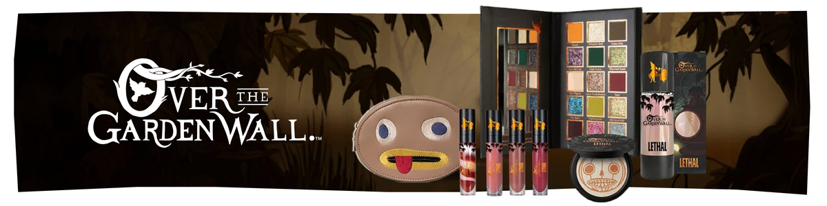 Over the Garden Wall Make-up-Kollektion von Lethal Cosmetics mit Lidschattenpalette, Lipgloss, Highlighter und Kosmetiktasche.