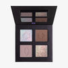 Lethal Cosmetics PURISH x Lethal Palette Birthday Edition: eine offene Lidschattenpalette mit vier Farbtönen (2 matte, 2 schimmernde) und einem Spiegel im Deckel.