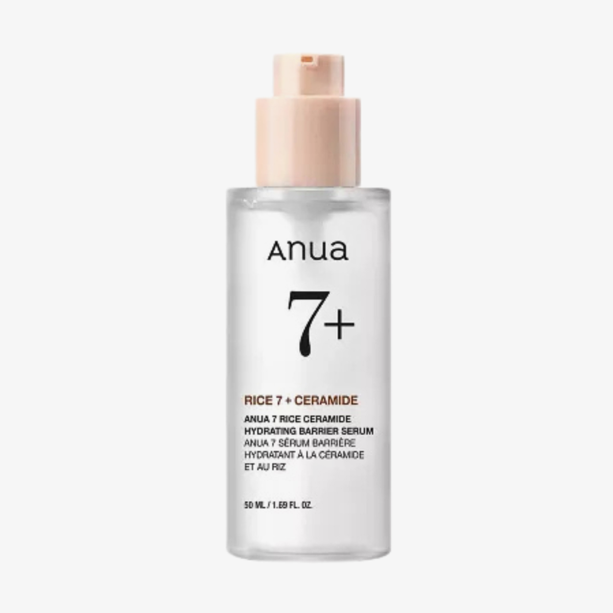 Durchsichtige Flasche des „ANUA Rice Ceramide Hydrating Barrier Serum“ mit einer beigen Pumpe und einem schlichten Etikett.