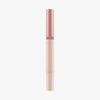 Schlanke Tube des Catrice Colour Cushion Juicy Lip Oils in Rosé-Gold und Nude, elegant und minimalistisch vor weißem Hintergrund.