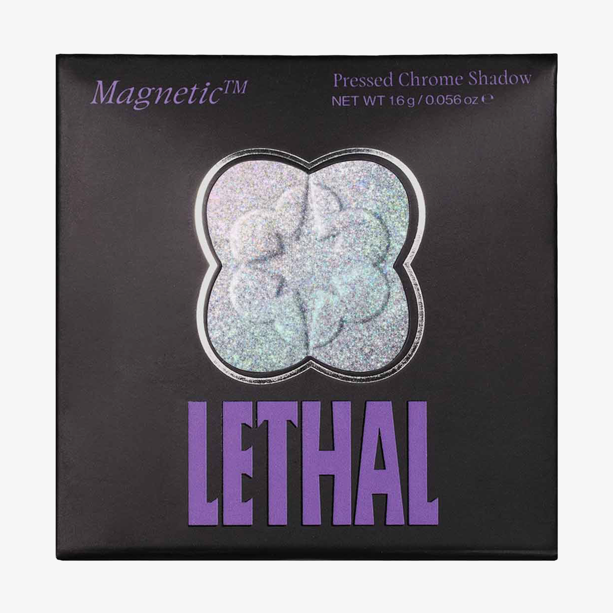 Quadratische Dose mit Lethal Cosmetics MAGNETIC™ Pressed Powder Shadow mit schimmerndem Lidschatten in der Mitte.