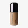 LH Cosmetics Ctrl+SKIN Foundation: beigefarbene Flüssigkeit in einem Flakon mit schwarzem Verschluss, beschriftet mit „Ctrl+SKIN“.
