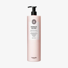 Eine hohe, rosafarbene Flasche des Maria Nila Mirror Gloss Shampoos mit einem schwarzen Pumpspender.