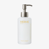 MERME Delicate Dissolve Face Cleanser in einer weißen Flasche mit silberner Pumpe, abgebildet auf weißem Hintergrund.