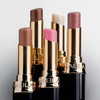 Fünf NABLA Cosmetics Beyond Jelly Lipstick Pearlescents in Braun-, Rosa-, Nude- und Mauve-Tönen werden aufrecht präsentiert.