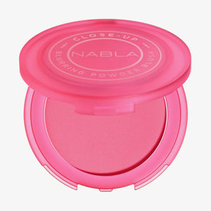 Close-Up Blurring Powder Blush