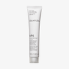 Eine 20-ml-Tube OLAPLEX N°6 Bond Smoother Leave-in Haarkur auf weißem Hintergrund.
