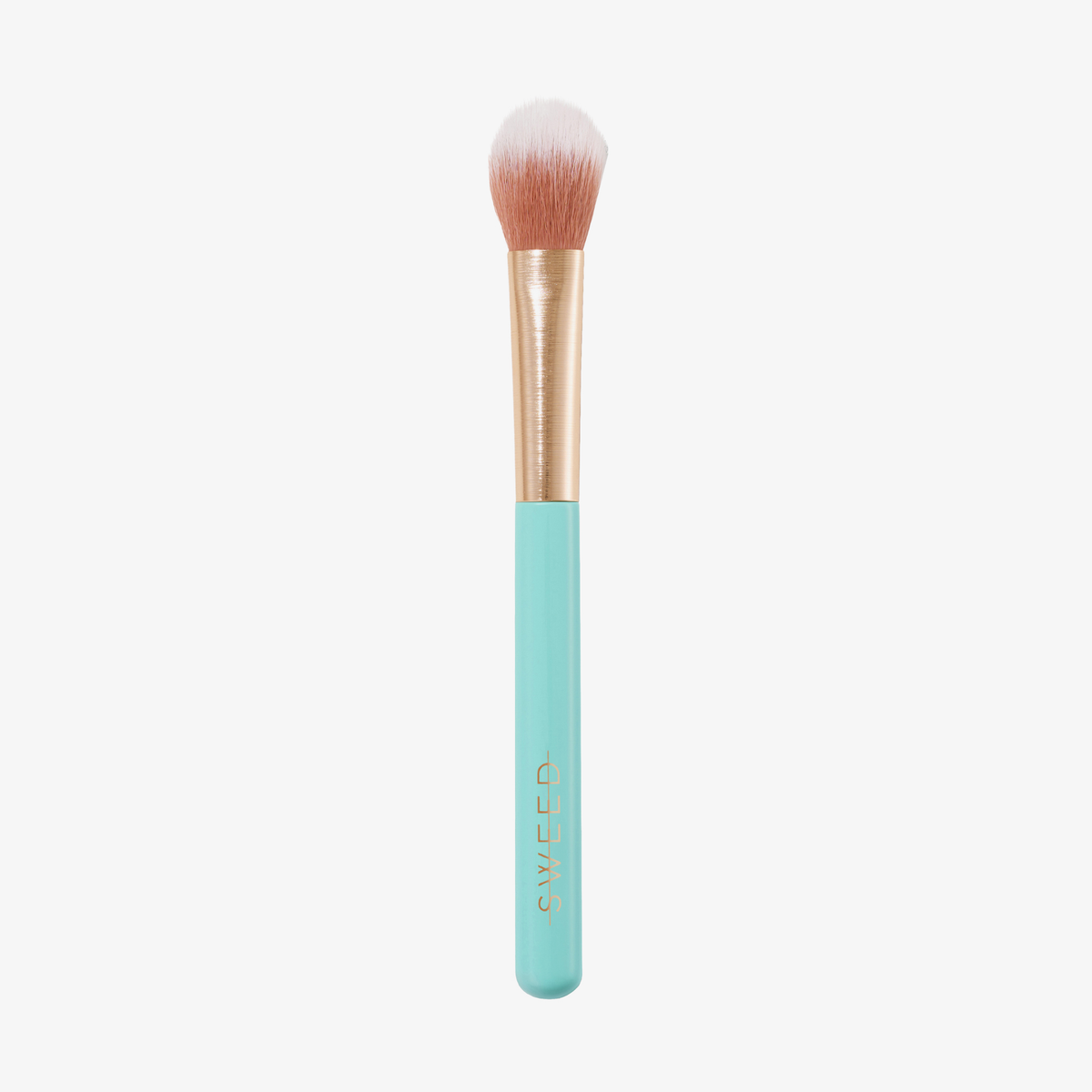 SWEED 05 Highlighter-Pinsel: hellblauer Griff, goldene Zwinge, weiche weiße und rosa Borsten auf weißem Hintergrund.