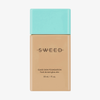 SWEED Glass Skin Foundation in Beige, 30 ml/1 fl. oz., hellblauer Verschluss, abgebildet auf weißem Hintergrund.