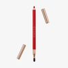 SWEED Lip Liner: Ein roter Stift mit zwei Enden und goldenen Kappen, der an einem Ende einen Liner und am anderen Ende einen Pinsel aufweist.