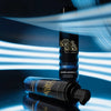 Zwei Bondi Sands Self Tanning Foam 1 Hour Ultra Express Flaschen sind mit blauen Lichtstreifen im Hintergrund abgebildet.