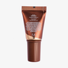 Bronzetube von Danessa Myricks Beauty Mini Yummy Skin Glow Serum in Main Squeeze auf weißem Hintergrund.