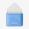 Ein blauer Behälter für Mediheal Hyaluronate Hydration Pads, aus dem ein strukturiertes Pad teilweise herausgezogen ist.