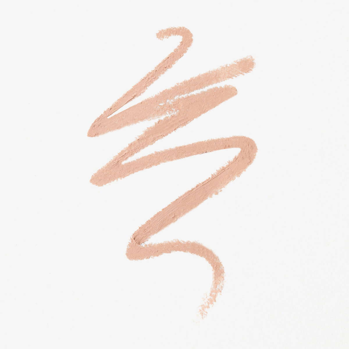 Beige Farbstreifen des Cupid's Arrow Micro Shea Butter von NABLA Cosmetics auf weißem Hintergrund.
