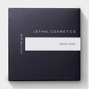 Viereckige Schachtel mit der Aufschrift Lethal Cosmetics Brush Soap und einem minimalistischen Schwarz-Weiß-Design.