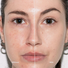Das Bild mit der geteilten Gesichtshälfte zeigt eine Frau mit Hautunreinheiten auf der linken Seite und glatterer Haut auf der rechten Seite nach der Anwendung der Foundation „Ctrl+ SKIN“ von LH Cosmetics.