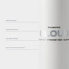 Minimalistische SHYNE Cloud Shampoo-Flasche mit CLOUD-Etikett und deutschem Text mit Produktvorteilen auf der linken Seite.