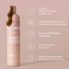 Eine Flasche „Bali Body Self Tanning Mousse Light to Medium“ mit einer Beschreibung der Eigenschaften auf hellrosa Hintergrund.