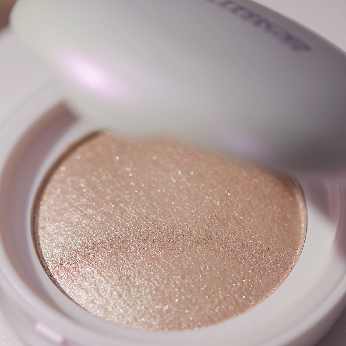 PEARLFECTION Highlighter Shell Shine Catrice Cosmetics | PURISH