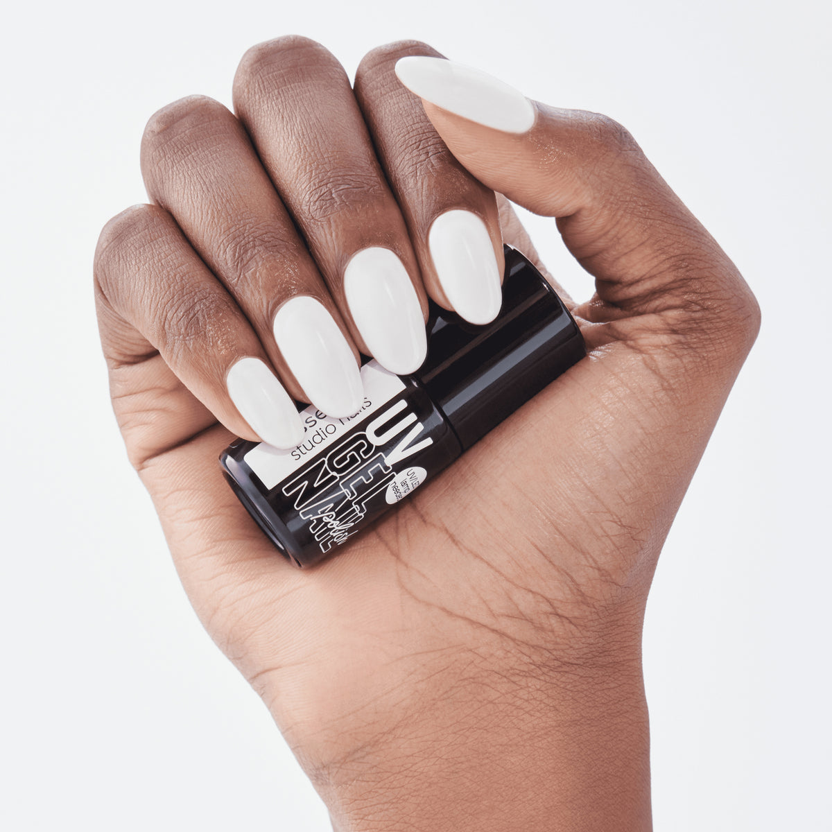 essence studio nails UV GEL NAIL polish