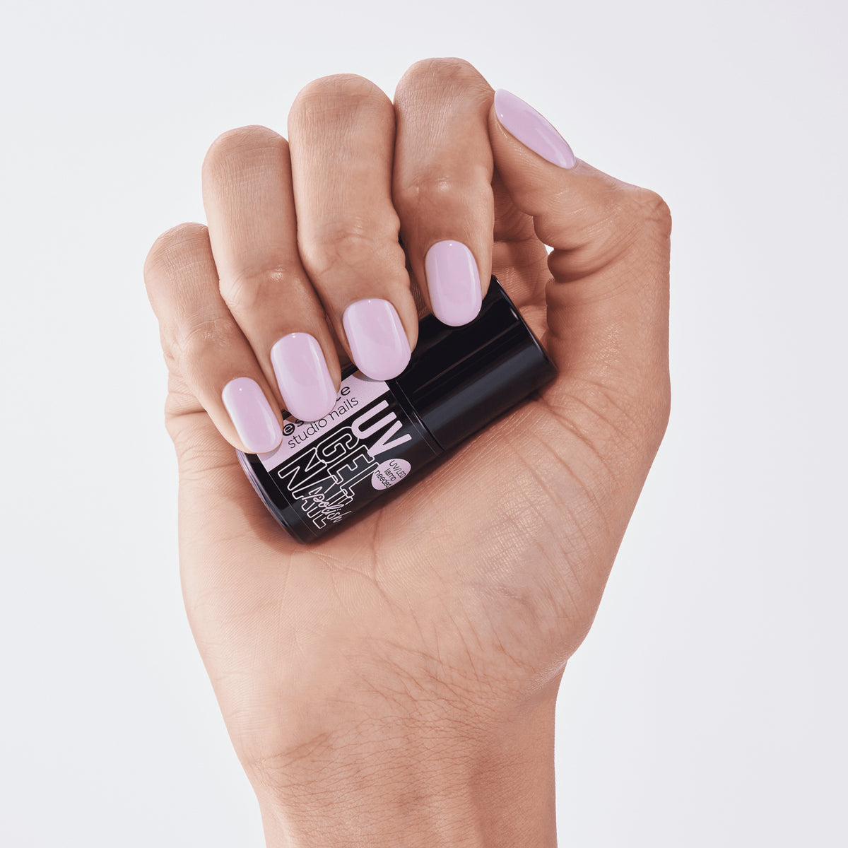 essence studio nails UV GEL NAIL polish