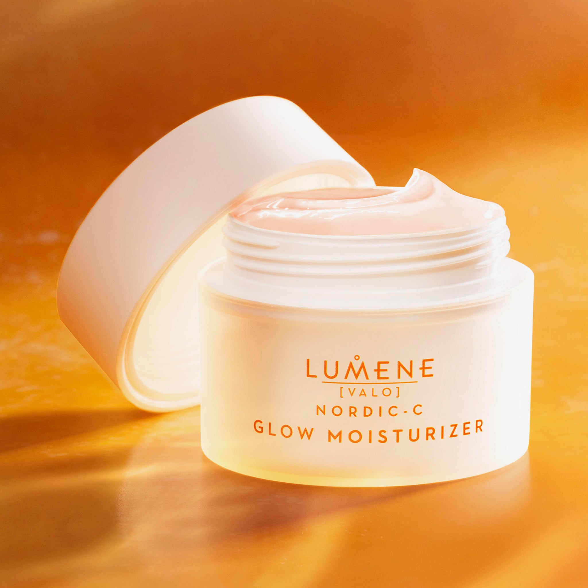 NORDIC-C [VALO] Glow Moisturizer Lumene | PURISH
