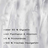 Klarer Gel-Hintergrund mit deutschem Text, der den Delicate Dissolve Face Cleanser hervorhebt, der Hautpflegevorteile wie Glycerin und Frische bietet.