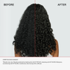 Vorher-Nachher-Vergleich: Links ist krauses Haar zu sehen, rechts definierte, glänzende Locken nach der Anwendung des OLAPLEX N°4 CURLBond Shaper Hydrating Curl Shampoos.