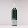 Eine grüne Flasche des „Philip Kingsley Density Stimulating Scalp Toner“ mit einem spitzen weißen Verschluss, abgebildet vor einem einfarbigen Hintergrund.