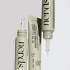 Drei Tuben der NERDS. 5% THD Ascorbate Brightening Eye Cream, mit zwei Tuben mit Applikatoren und sichtbarer Creme.