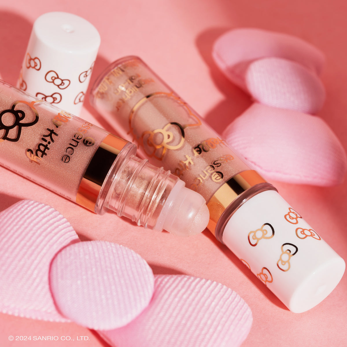 Hello Kitty highlighter roll-on 01